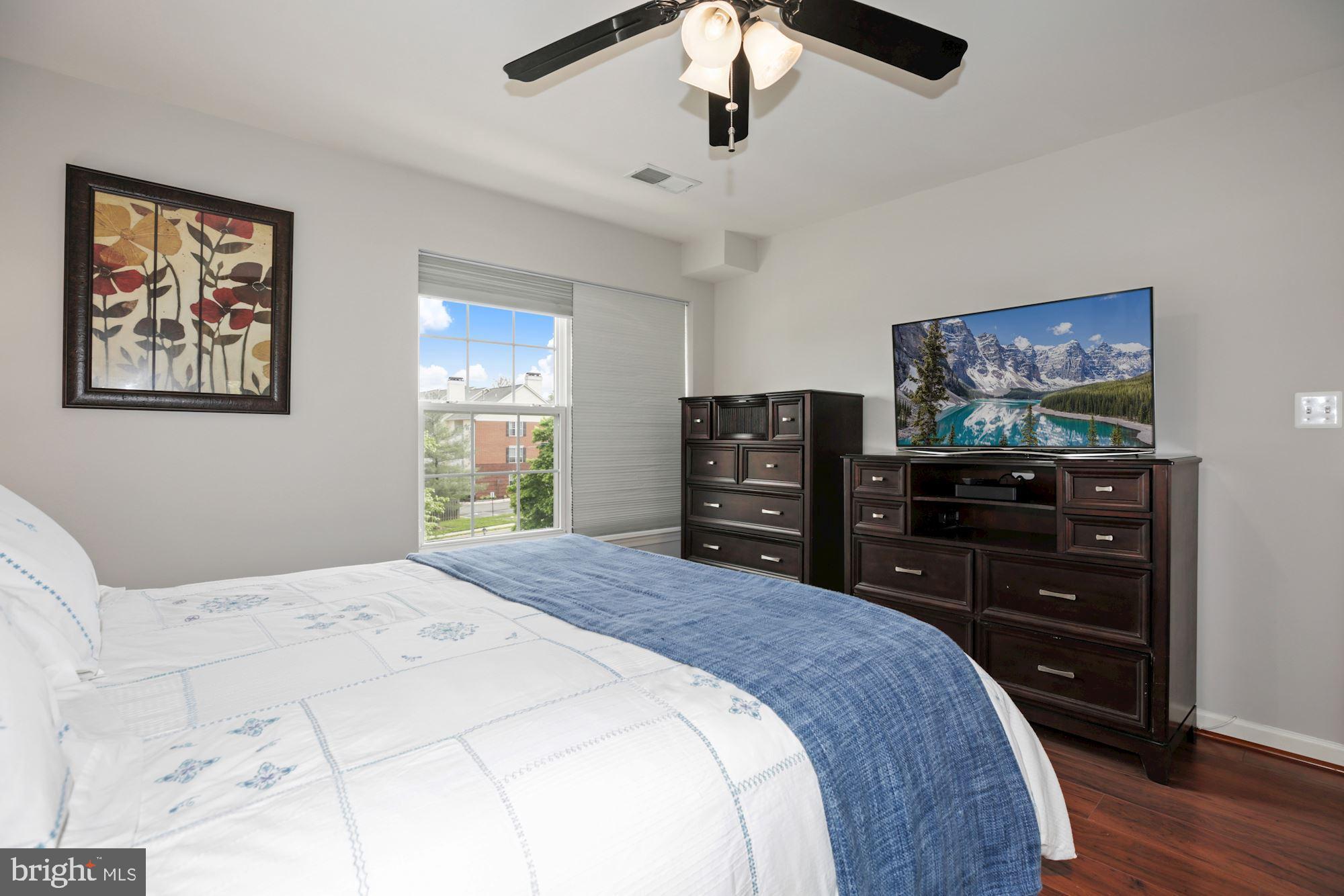 521 Constellation Square Southeast, Unit J Leesburg, VA 20175 - Photo 26 of 40