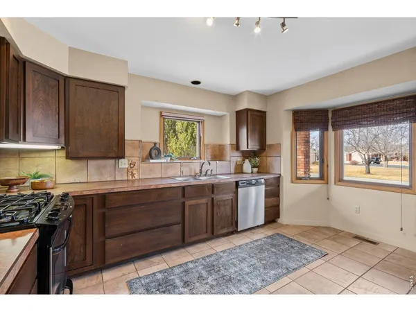 $455,000 | 1235 Honeysuckle Court, Windsor, CO 80550