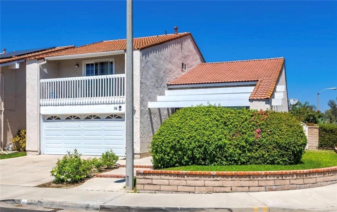 16 Duane Irvine, CA 92620 - Photo 1 of 1 a view of a house with a yard