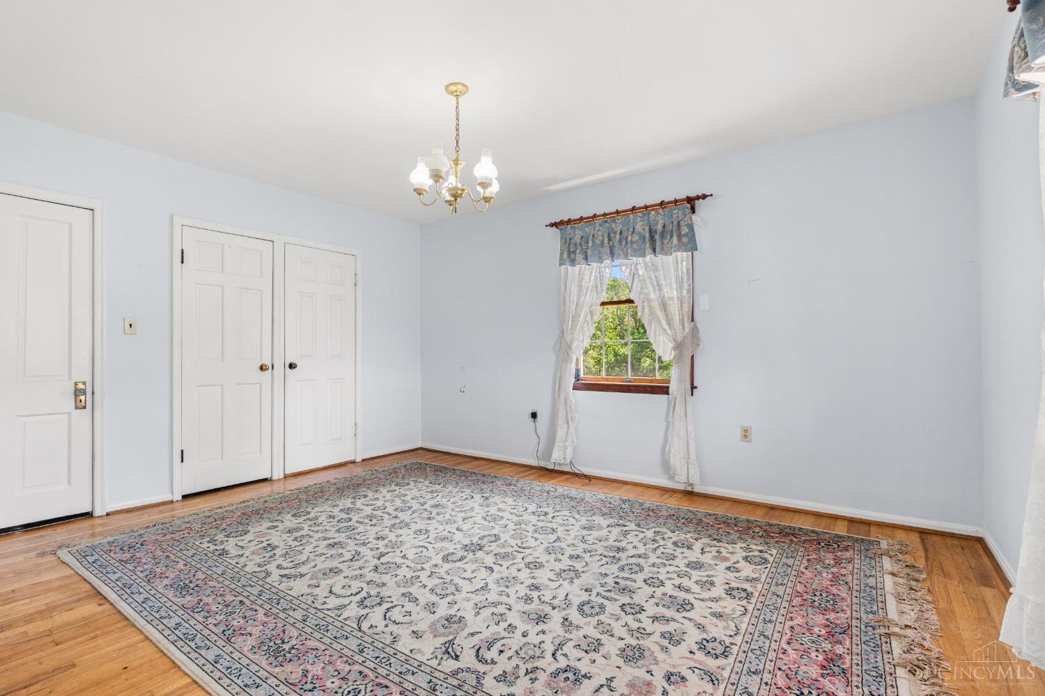 5856 Blue Rock Road Cincinnati, OH 45247 - Photo 12 of 51 Dining Room