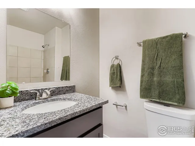 a view of utility room