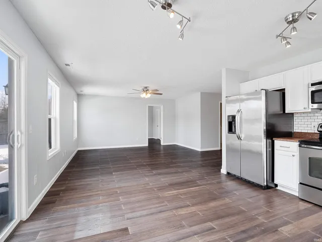 $255,000 | 12326 Hummingbird Cove, Fort Wayne, IN 46845