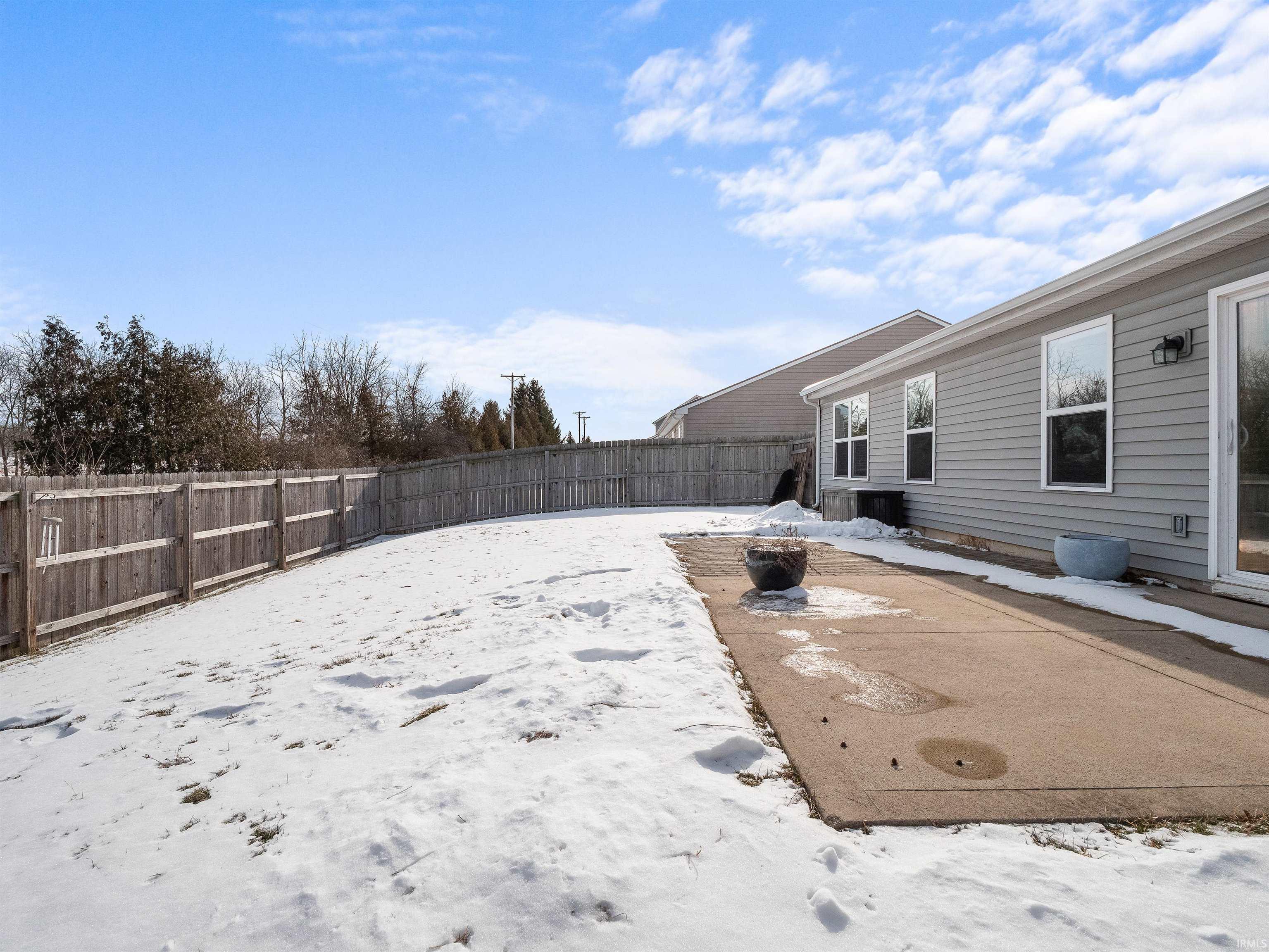 12326 Hummingbird Cove Fort Wayne, IN 46845 - Photo 4 of 25