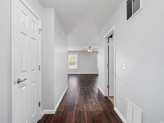 $255,000 | 12326 Hummingbird Cove, Fort Wayne, IN 46845