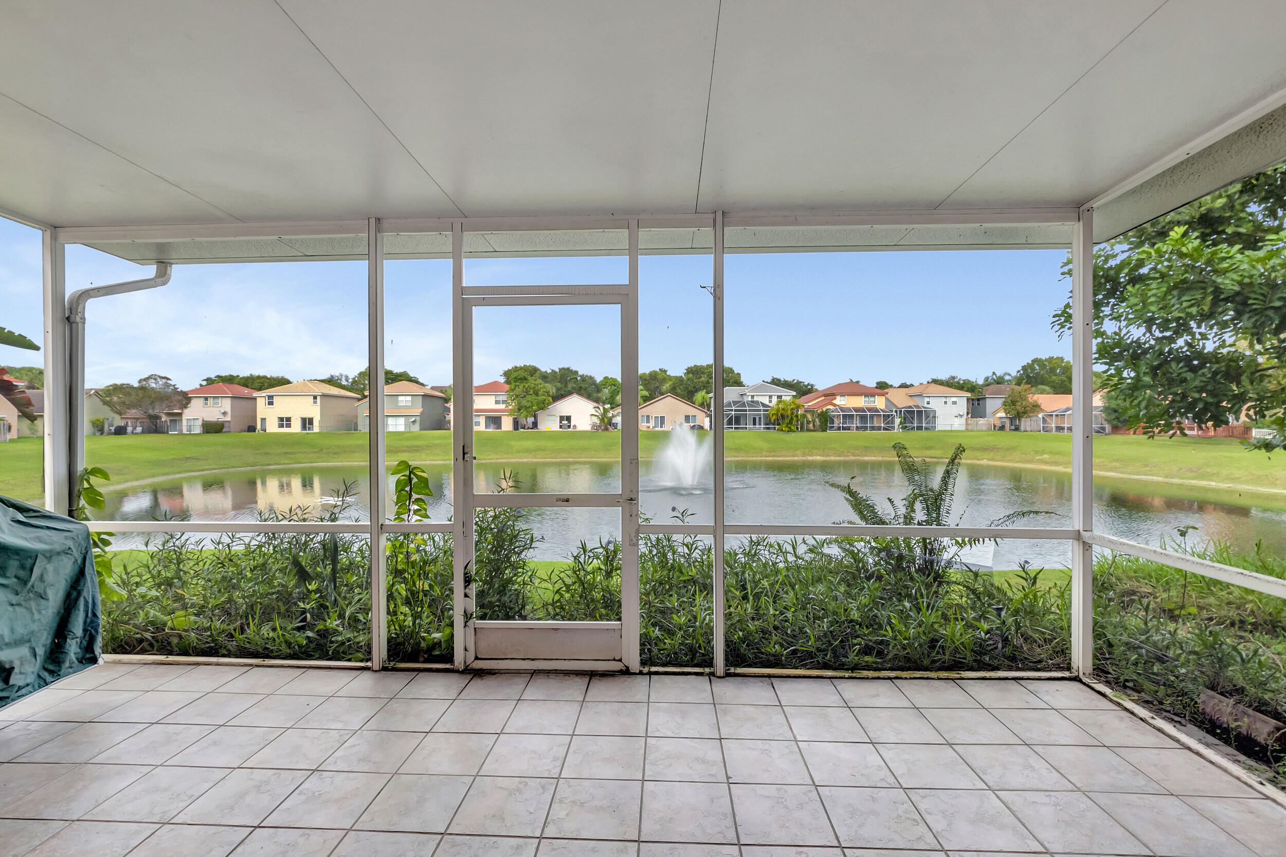 10257 Breezeway Place Boca Raton, FL 33428 - Photo 30 of 66 40_dsc_6582