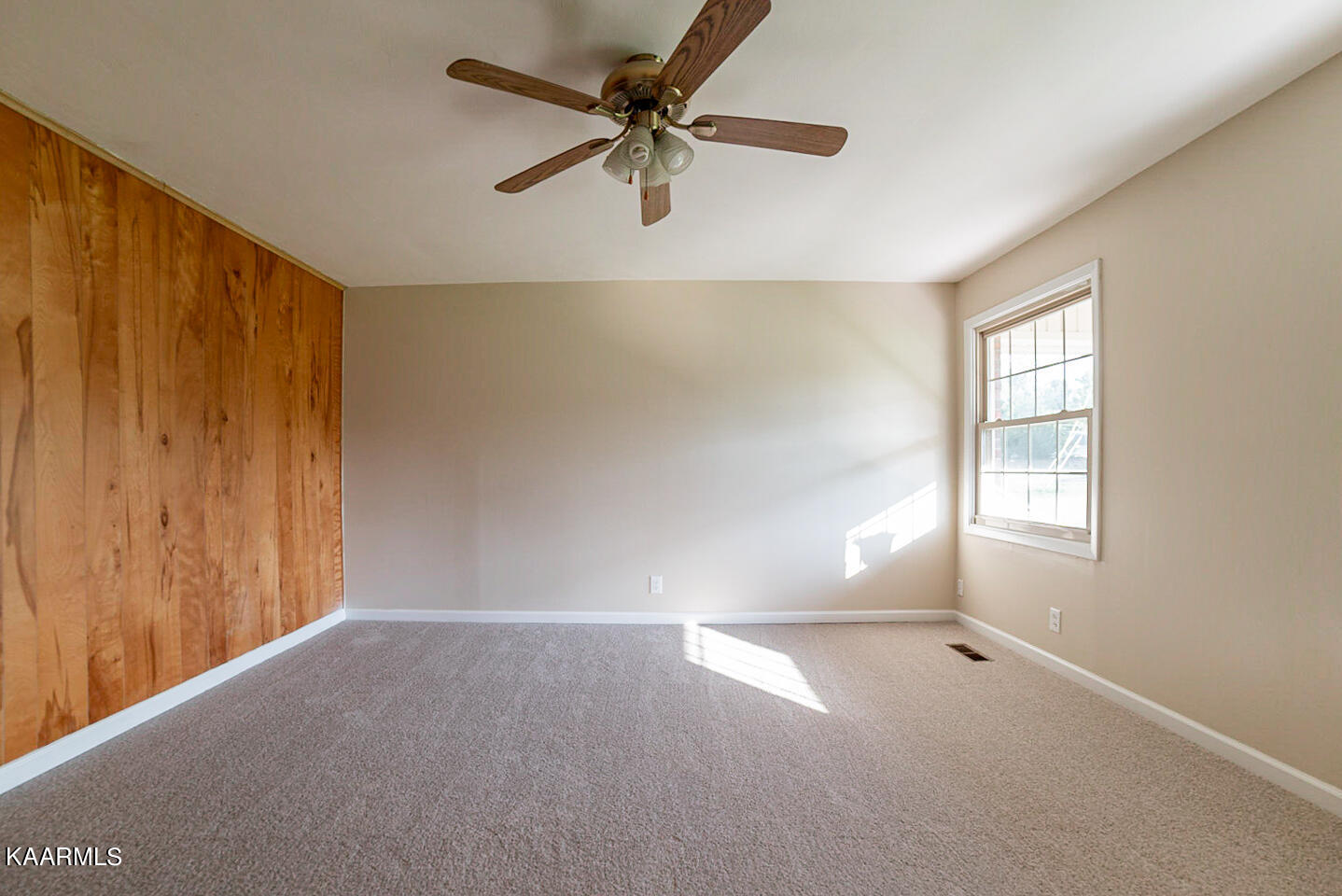 8108 Sharp Road Powell, TN 37849 - Photo 5 of 26 listing_4