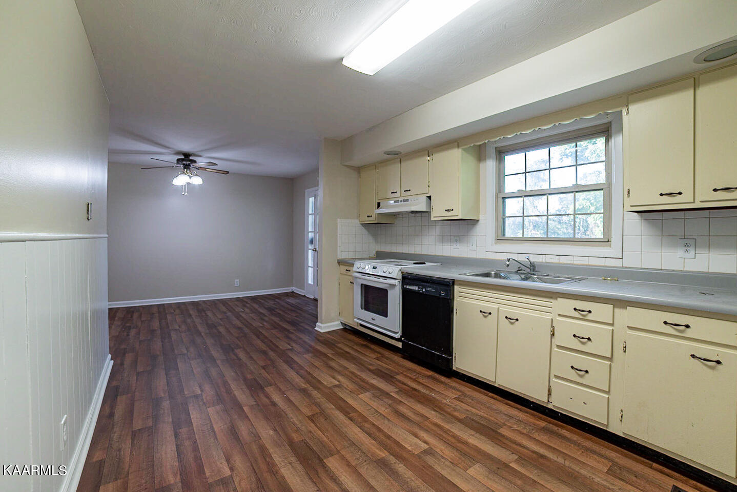 8108 Sharp Road Powell, TN 37849 - Photo 8 of 26 listing_7
