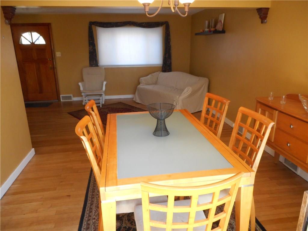 350 Woodside Road Forest Hills, PA 15221 - Photo 5 of 18 DINING ROOM/ LIVING ROOM