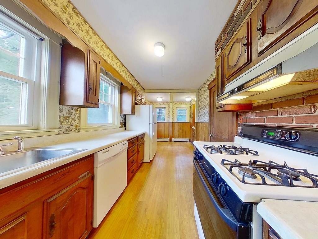 30 Hammond Road Natick, MA 01760 - Photo 6 of 22 Gallery Image 6