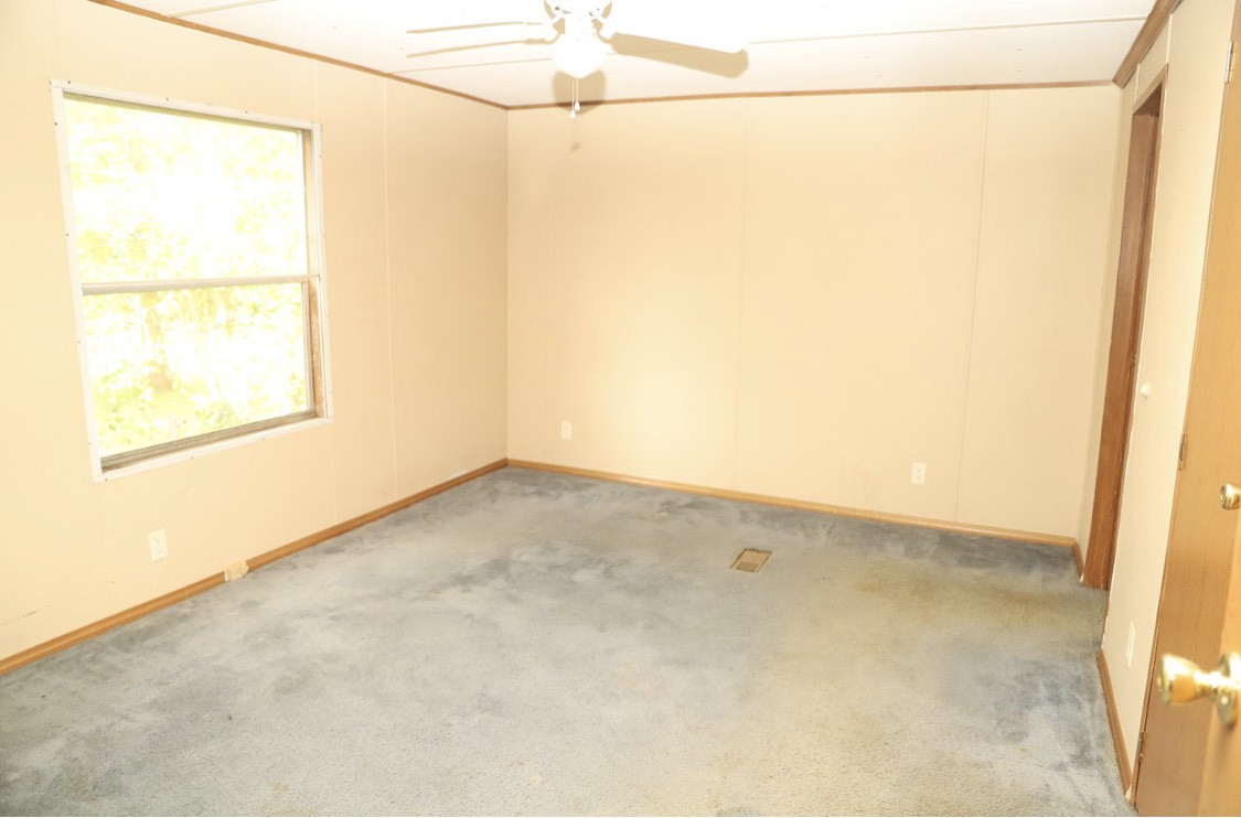 913 Maddox Road Centerville, TN 37033 - Photo 10 of 20 a view of a small space with a window