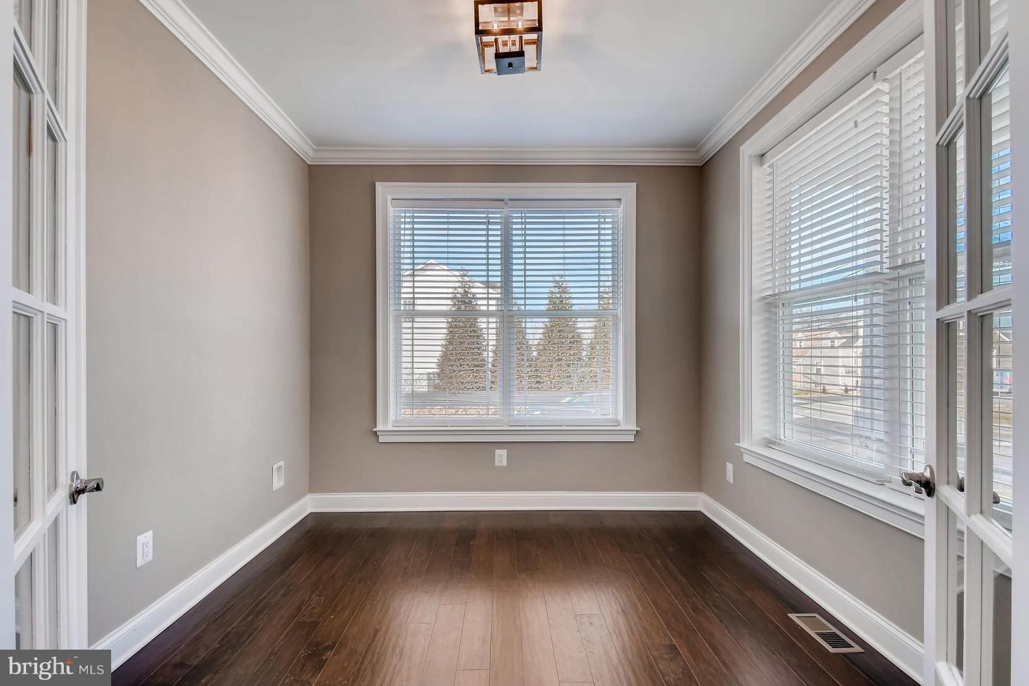 4609 Ridge Road Baltimore, MD 21236 - Photo 12 of 36 Office Space on Main Level!