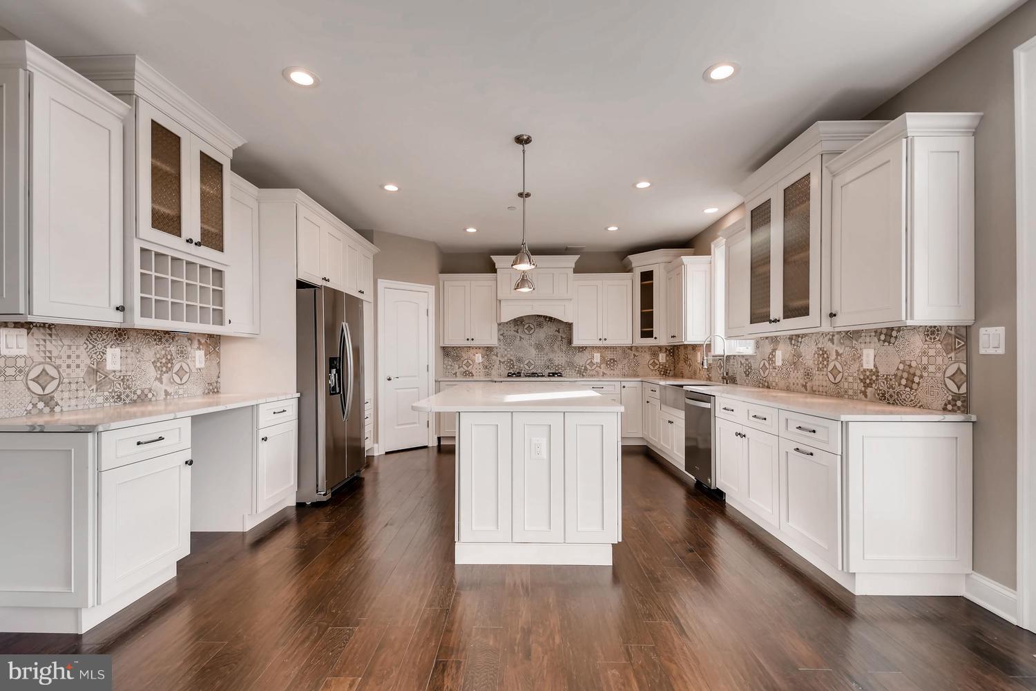 4609 Ridge Road Baltimore, MD 21236 - Photo 9 of 36 Kitchen