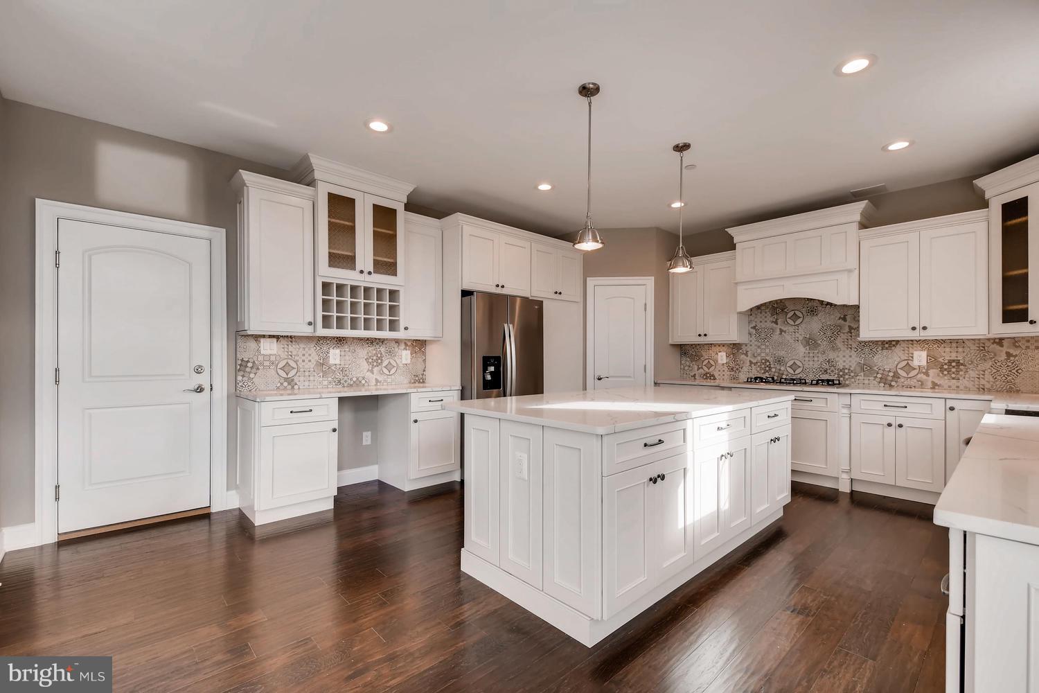 4609 Ridge Road Baltimore, MD 21236 - Photo 10 of 36 Kitchen