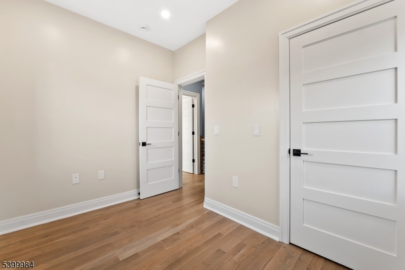 1453 Morris Avenue Union, NJ 07083 - Photo 29 of 48