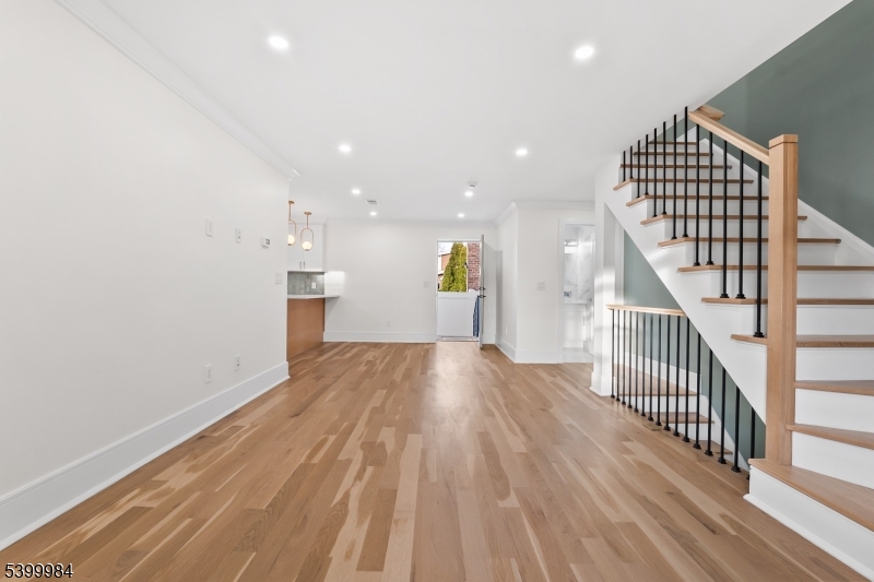 1453 Morris Avenue Union, NJ 07083 - Photo 4 of 48