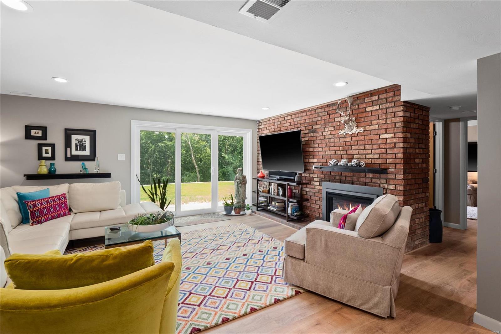 12234 Robyn Road St. Louis, MO 63127 - Photo 21 of 42 Gallery Image 21