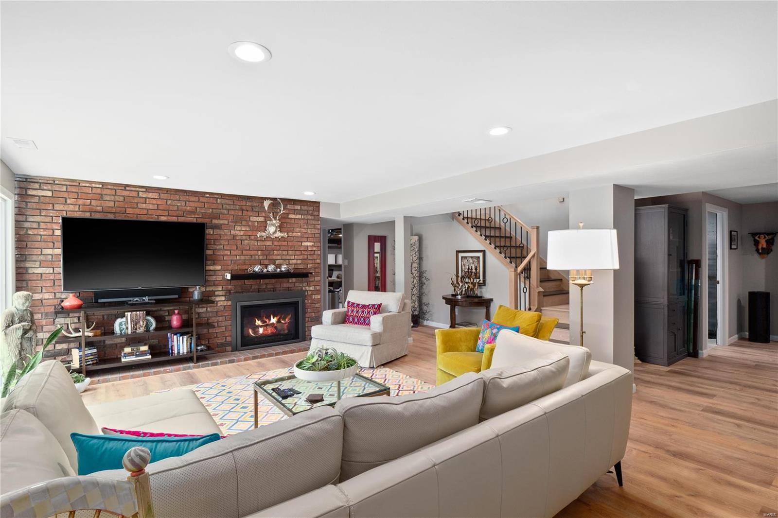 12234 Robyn Road St. Louis, MO 63127 - Photo 23 of 42 Gallery Image 23