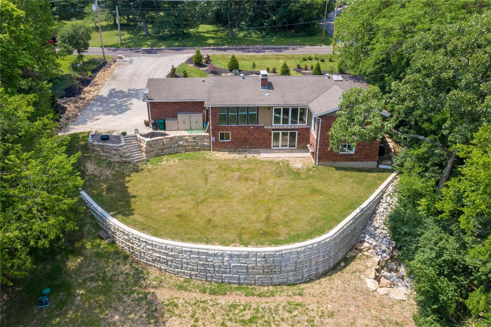 12234 Robyn Road St. Louis, MO 63127 - Photo 33 of 42 Gallery Image 33