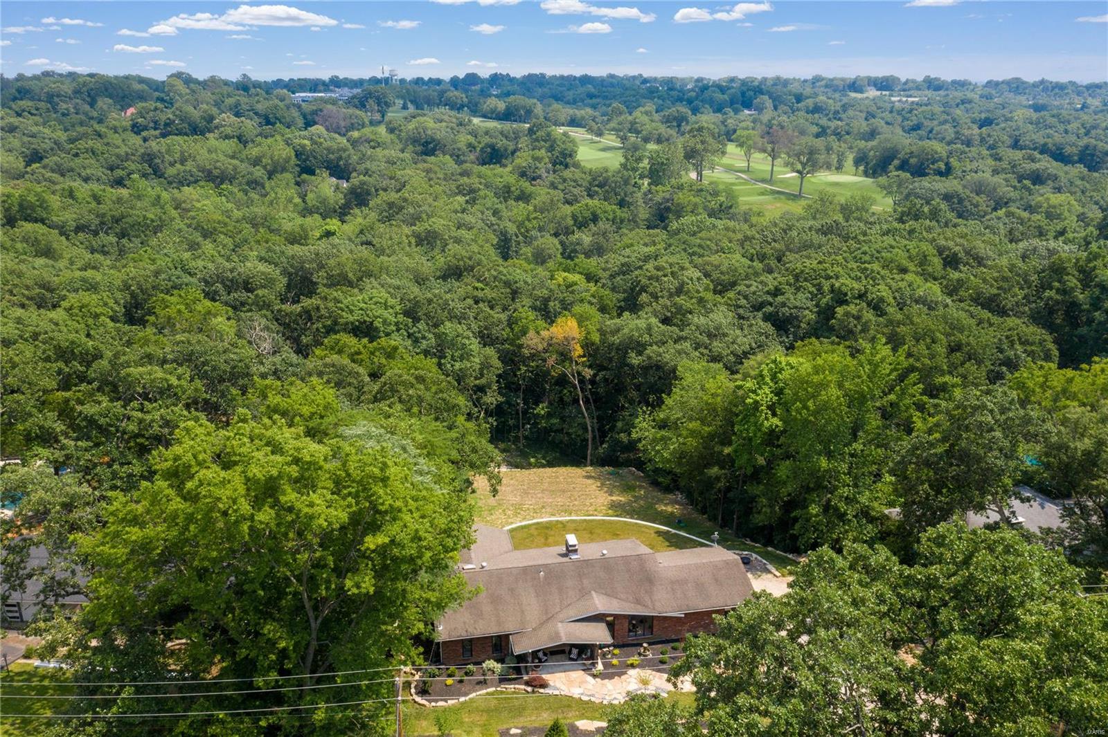 12234 Robyn Road St. Louis, MO 63127 - Photo 34 of 42 Gallery Image 34
