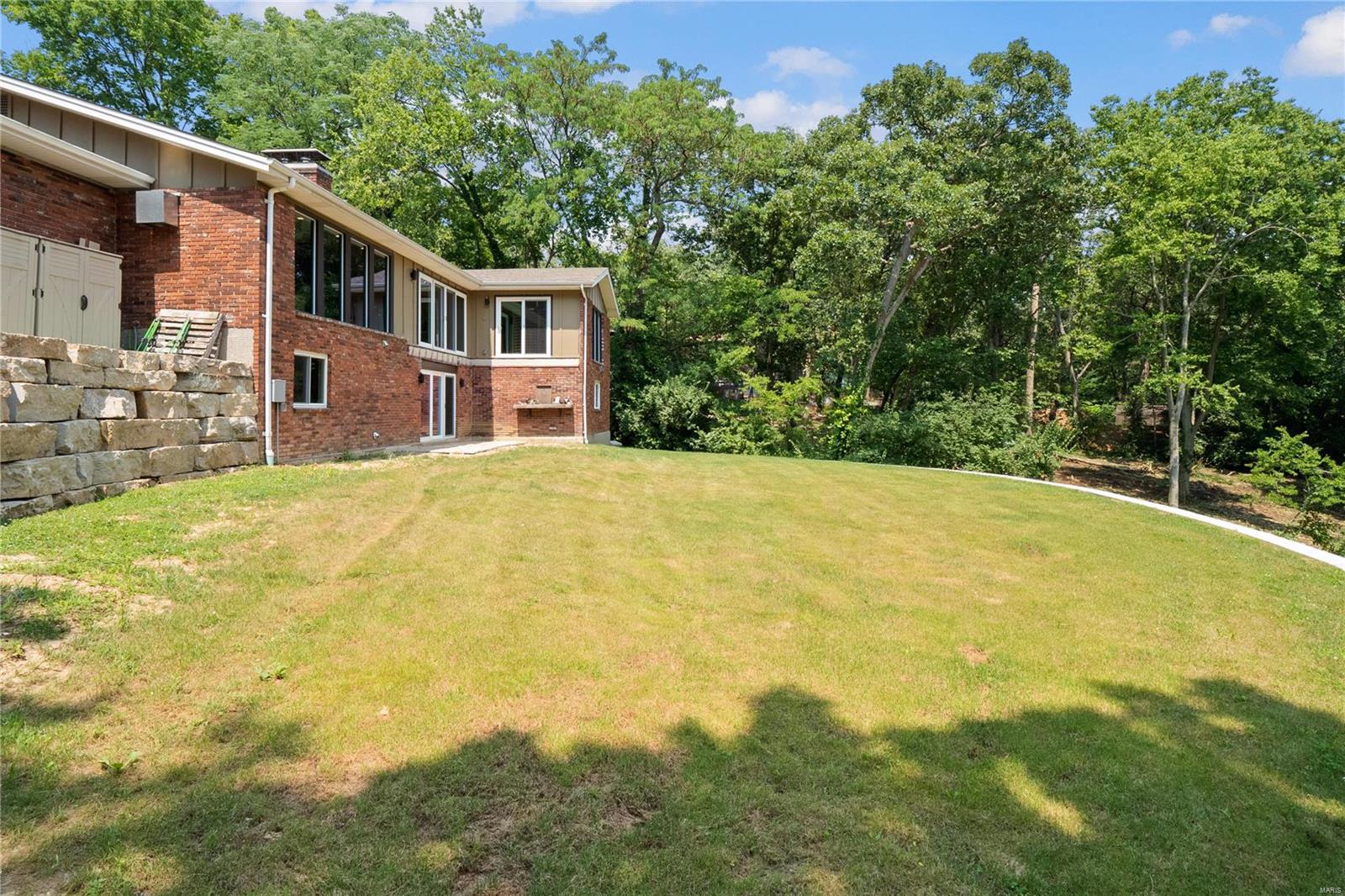 12234 Robyn Road St. Louis, MO 63127 - Photo 39 of 42 Gallery Image 39