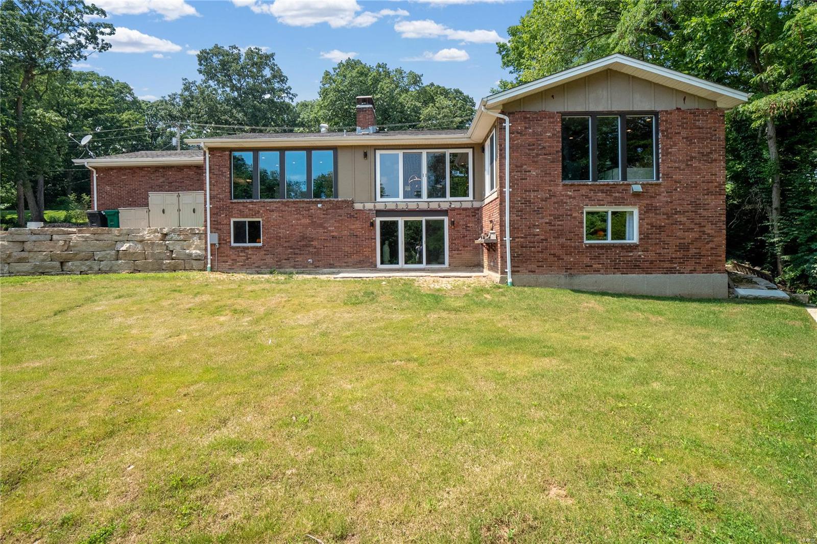 12234 Robyn Road St. Louis, MO 63127 - Photo 41 of 42 Gallery Image 41