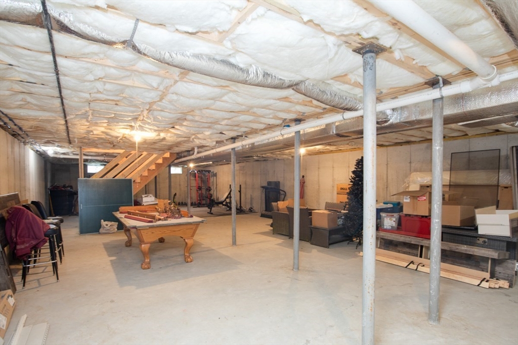 33 Rhinecliffe Road Swansea, MA 02777 - Photo 30 of 37