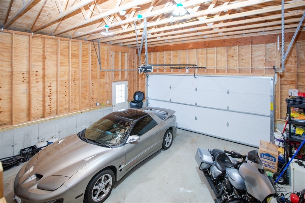 33 Rhinecliffe Road Swansea, MA 02777 - Photo 32 of 37