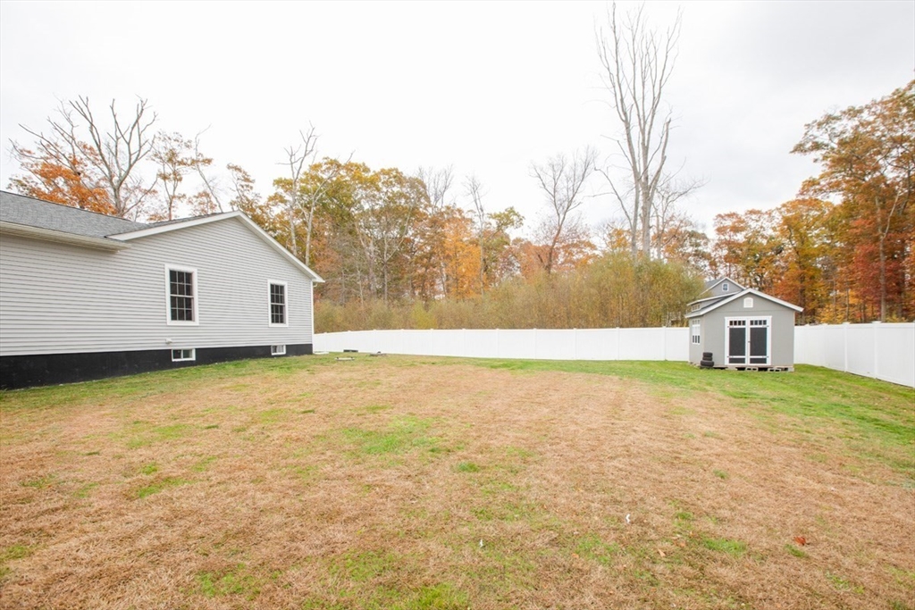 33 Rhinecliffe Road Swansea, MA 02777 - Photo 35 of 37