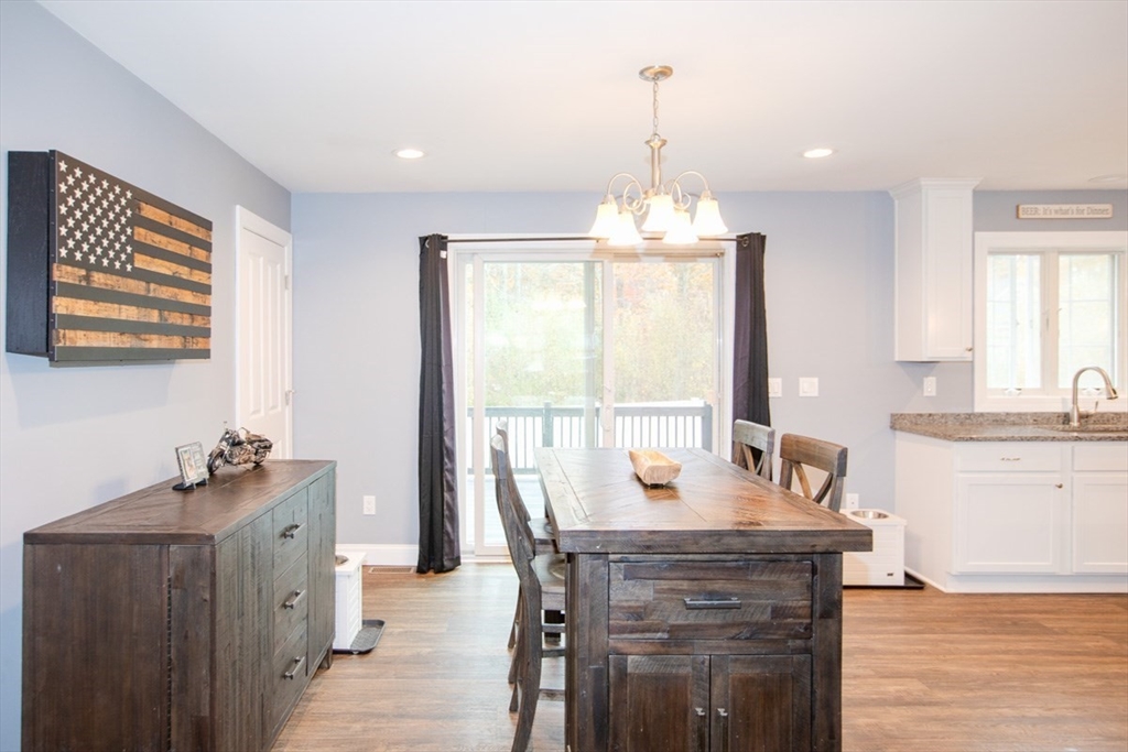 33 Rhinecliffe Road Swansea, MA 02777 - Photo 7 of 37