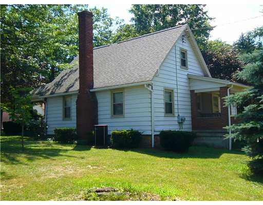 800 Whitestown Road Butler, PA 16001 - Photo 7 of 18 Exterior Back.