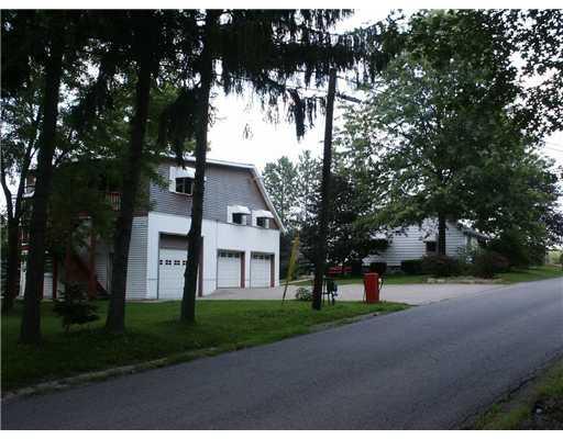 800 Whitestown Road Butler, PA 16001 - Photo 10 of 18 Parking Lot/Garage.