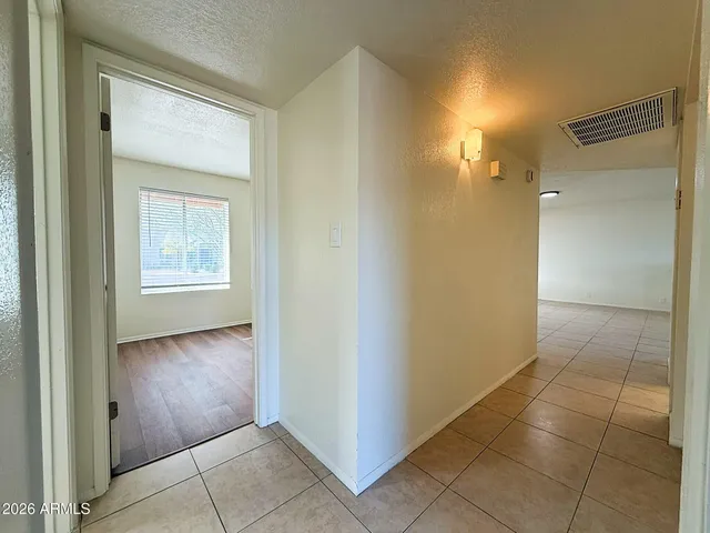 $2,195 | 3630 East Beverly Lane, Phoenix, AZ 85032