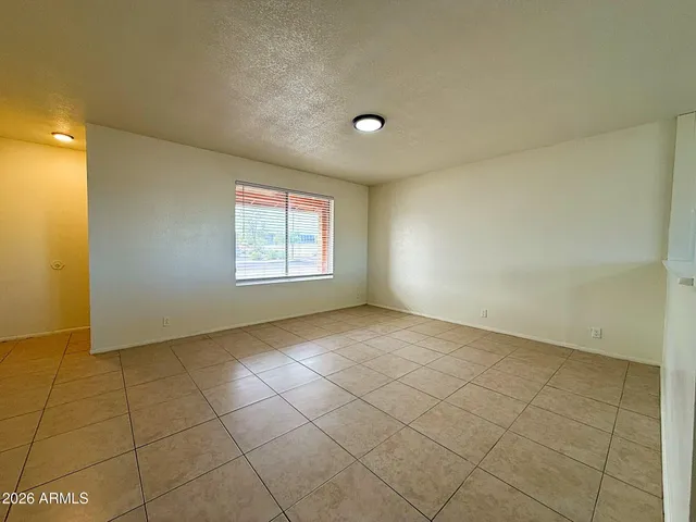 $2,195 | 3630 East Beverly Lane, Phoenix, AZ 85032