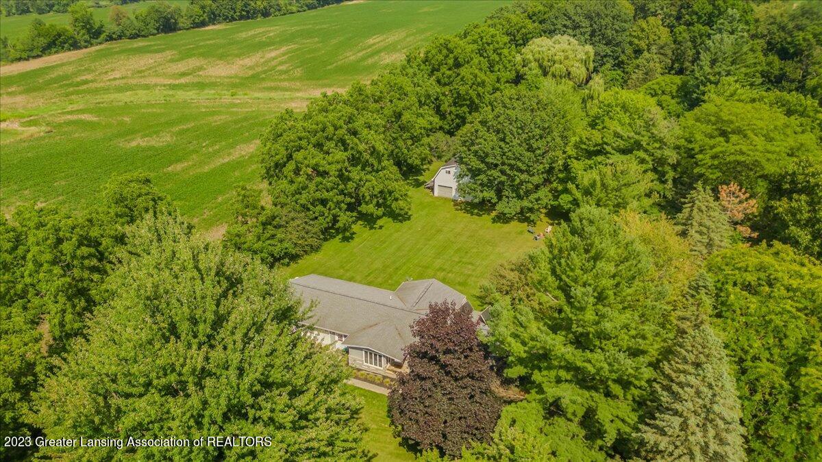 10635 South Lowell Road Dewitt, MI 48820 - Photo 28 of 43 36-Media Jett-3