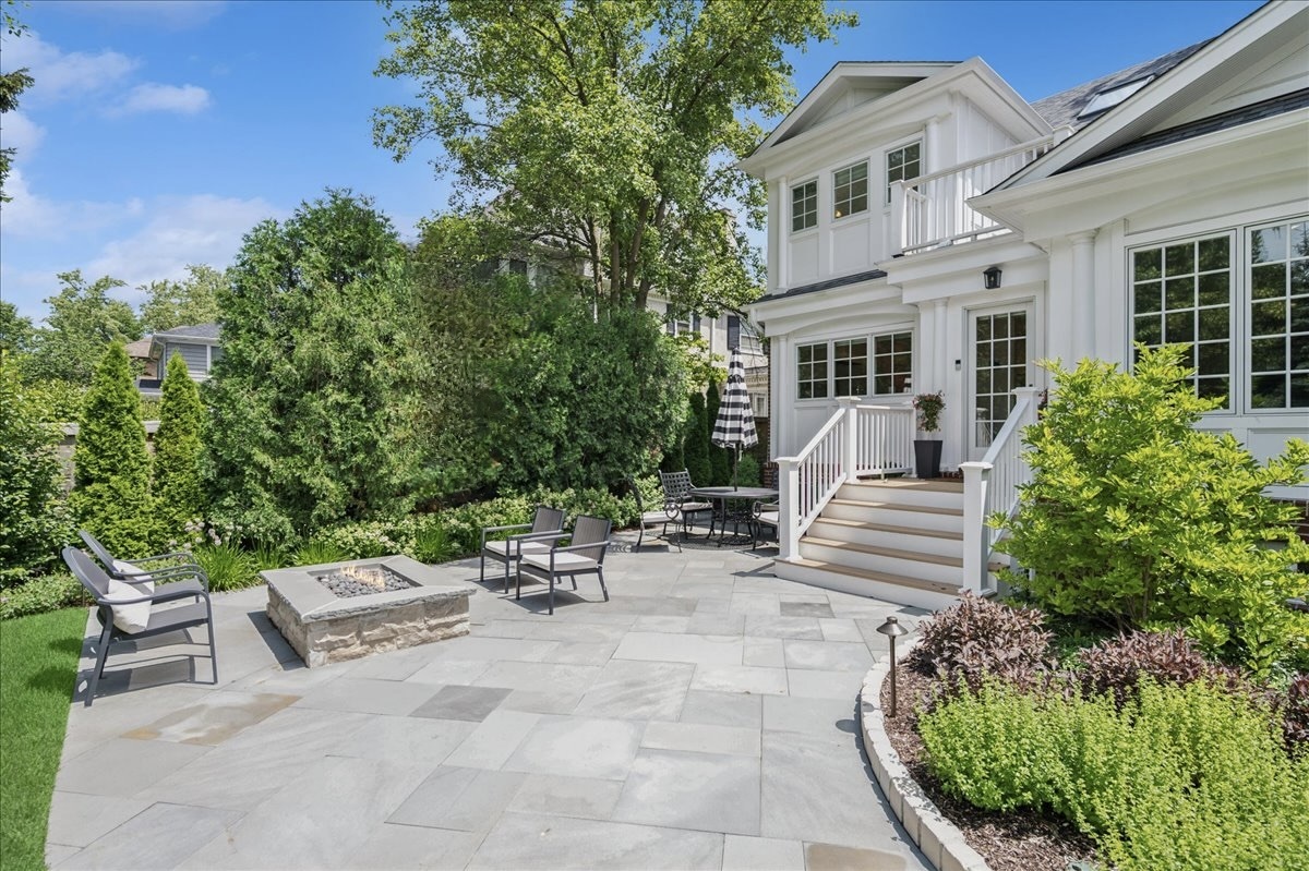 792 Walden Road Winnetka, IL 60093 - Photo 28 of 35