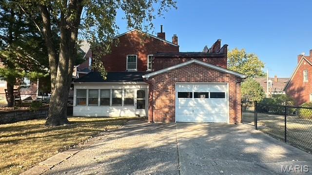 417 Jackson Street St. Charles, MO 63301 - Photo 2 of 5