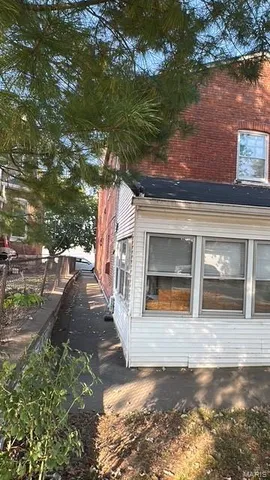 $490,000 | 417 Jackson Street, St. Charles, MO 63301