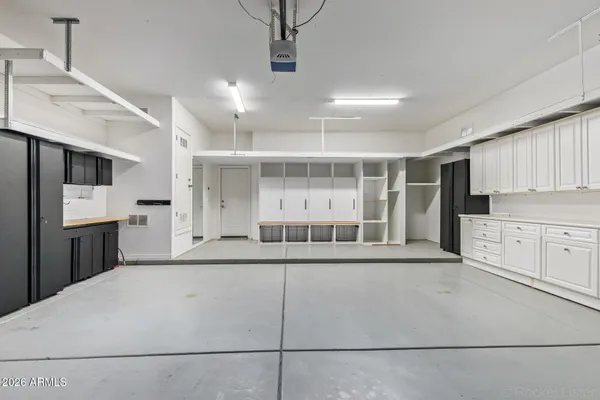 $5,850 | 326 West Loma Lane, Phoenix, AZ 85021