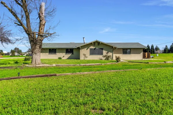 $490,000 | 37055 Ave 17 1/2, Madera, CA 93636