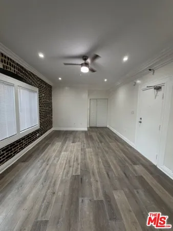$1,395 | 738 New Hampshire Avenue, Unit 110, Los Angeles, CA 90005