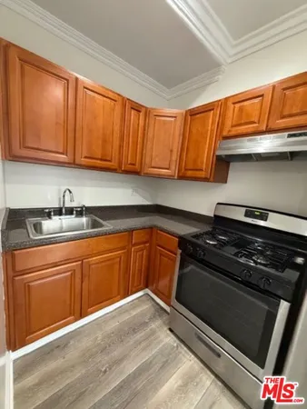 $1,395 | 738 New Hampshire Avenue, Unit 110, Los Angeles, CA 90005