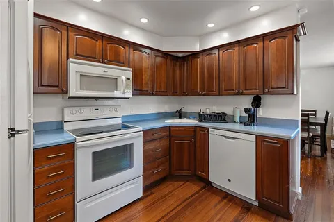 $750,000 | 2200 22nd Avenue South, St. Petersburg, FL 33712