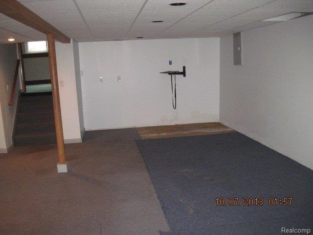 5782 Wedgewood Road Canton, MI 48187 - Photo 25 of 30 024.JPG