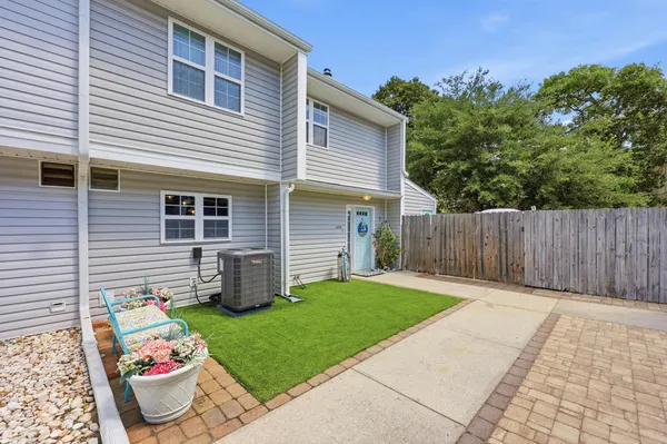 $250,000 | 604 36th Avenue North, Unit 604D, Myrtle Beach, SC 29577