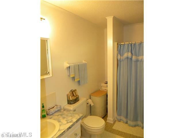 6430 Bannockburn Road Northwest Rural Hall, NC 27045 - Photo 7 of 15 Master Bath/Spa.