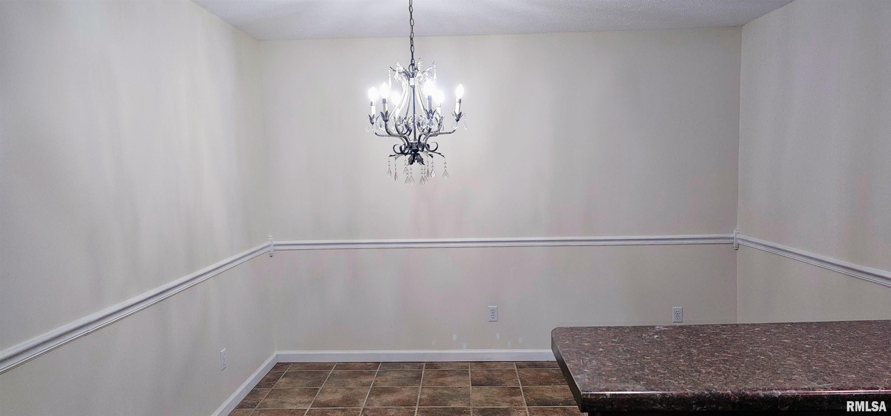 210 Springfield Avenue Anna, IL 62906 - Photo 16 of 34 Gallery Image 16