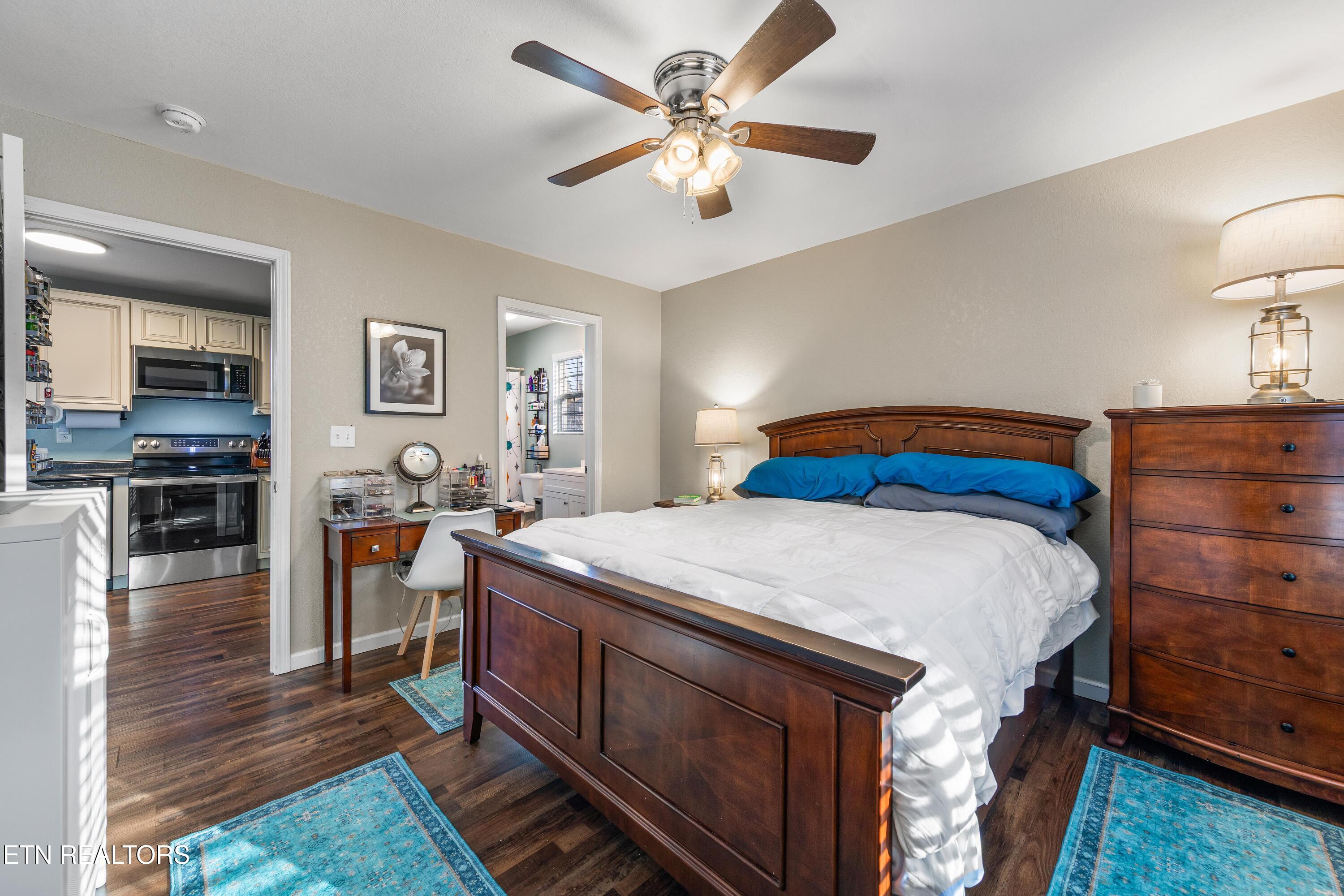 118 View Lane La Follette, TN 37766 - Photo 19 of 43 030A9115-2