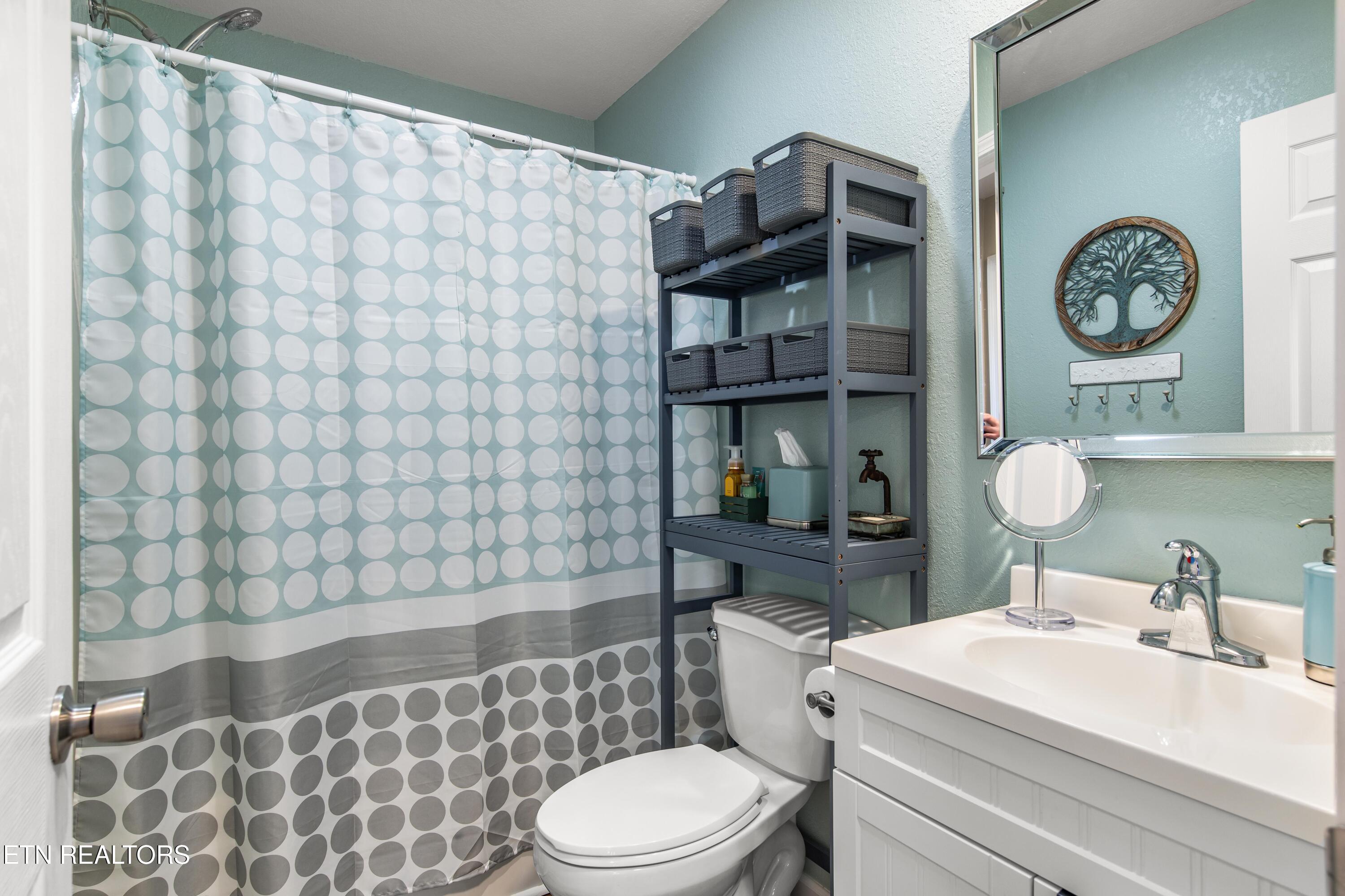 118 View Lane La Follette, TN 37766 - Photo 24 of 43 030A8875