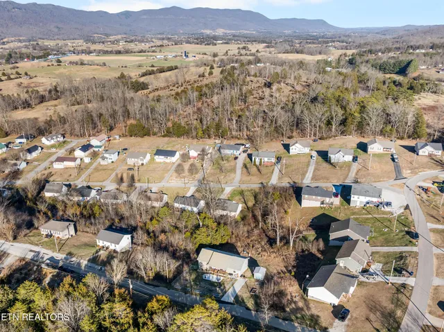 $239,900 | 118 View Lane, La Follette, TN 37766