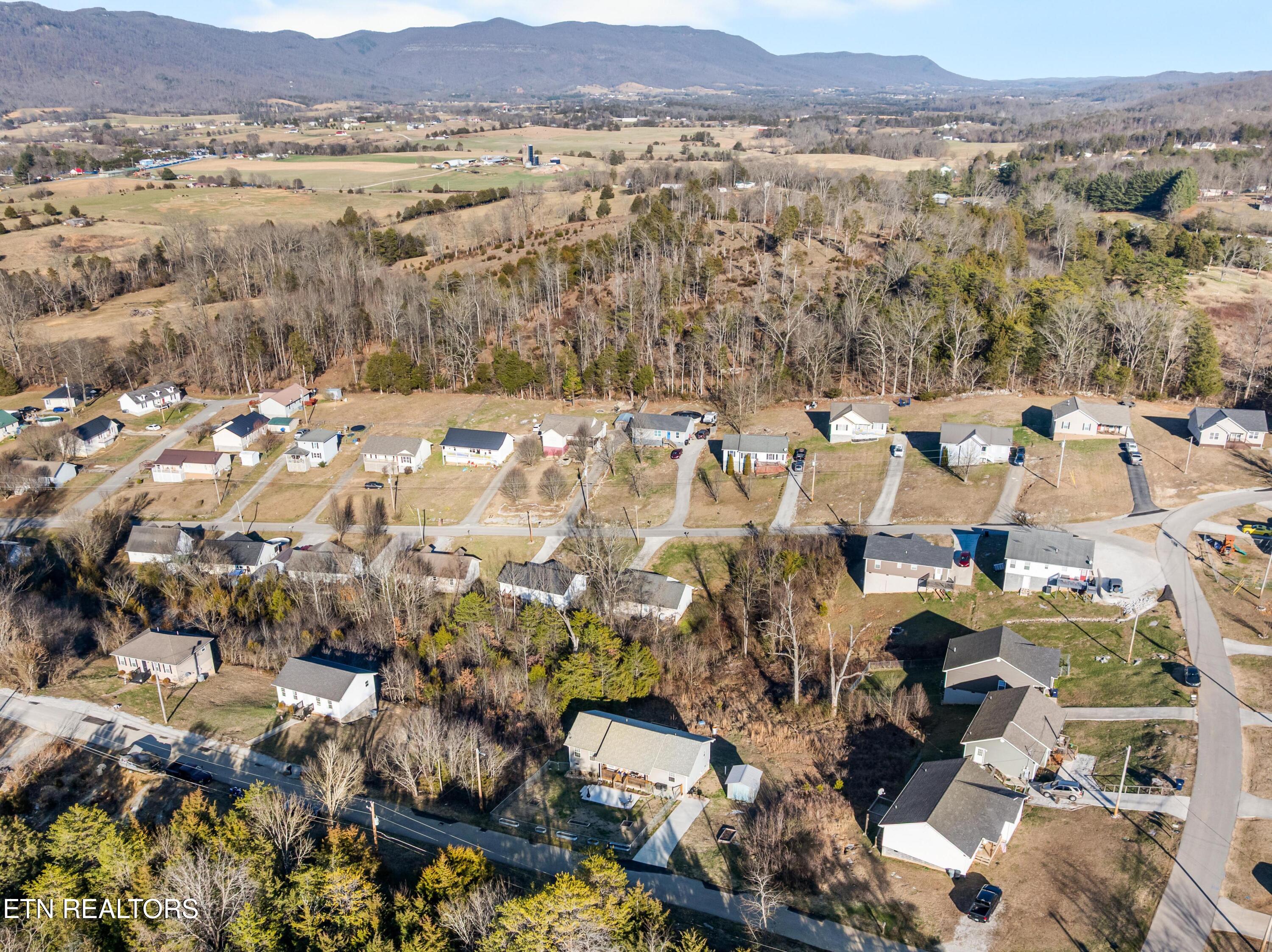 118 View Lane La Follette, TN 37766 - Photo 40 of 43 DJI_0525